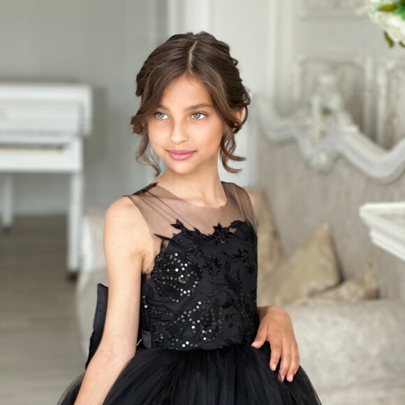 Black flower girl dress size 5 - Picture 3 of 7